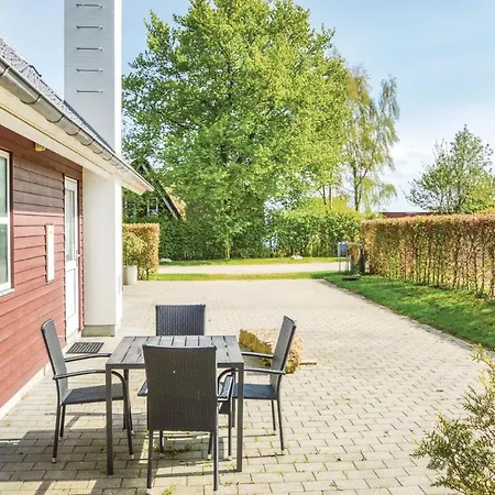 Tatil Evi Three-bedroom Holiday In *